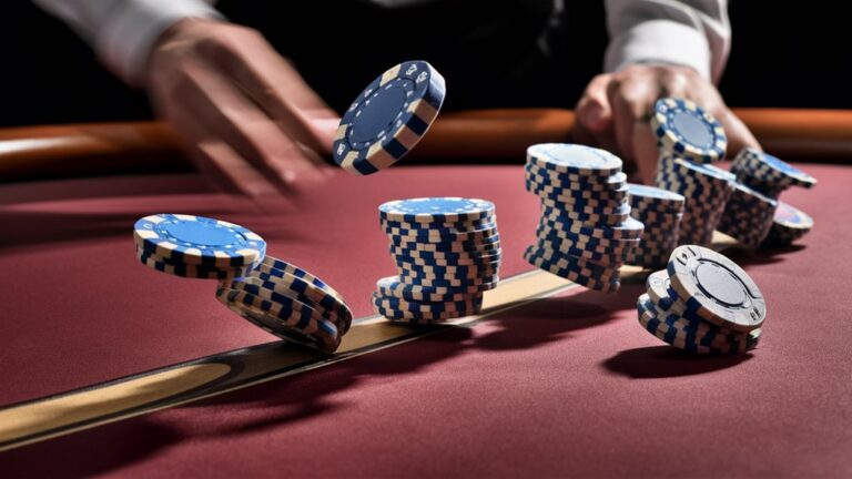 bold versus cautious poker