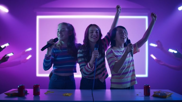 popular youth singing entertainment